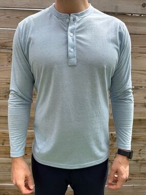 State & Liberty - Men’s slim fit long sleeve 3 button henley - Large - sky blue